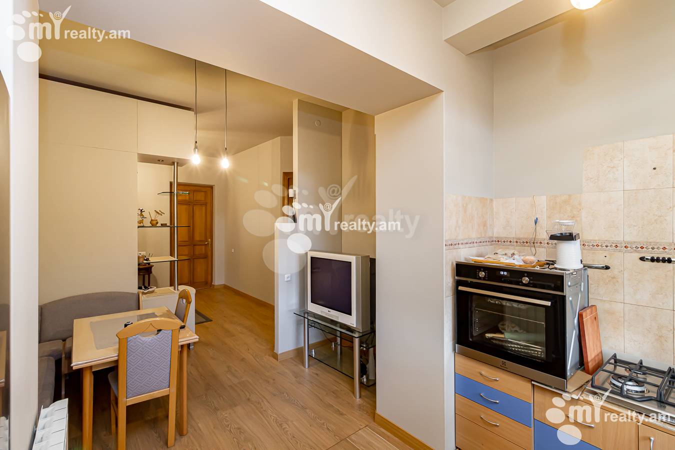 4 սենյականոց բնակարան  Բուզանդի փող, Կենտրոն Երևան, 149088