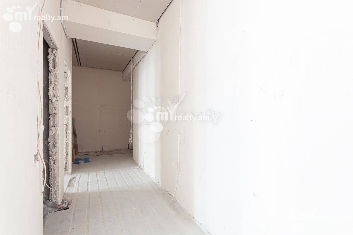 3 bedroom apartment for sale خیابان کومیتاس, عربگیر ایروان, 155127