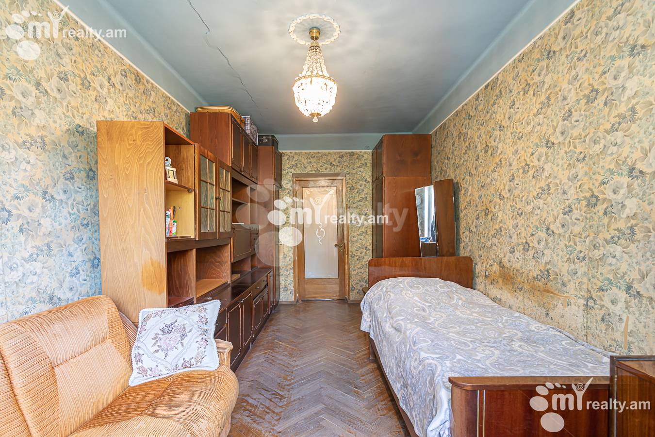 4 bedroom apartment for sale Abovyan St, Center Yerevan, 156643