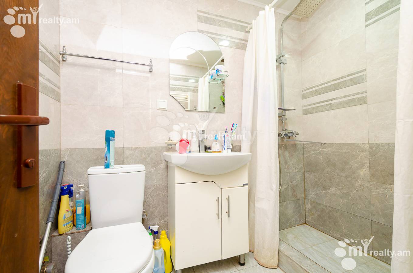 Купить 3 комнатную квартиру Г.Кочар ул, Арабкир Ереван, 143238