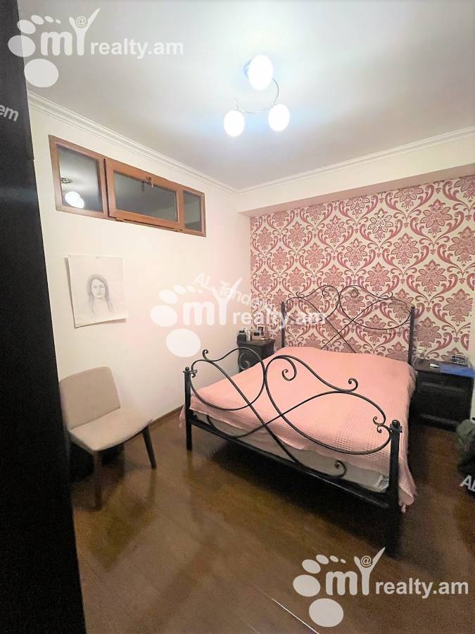Снять 3 комнатную квартиру Шинарарнер ул, Ачапняк Ереван, 140936