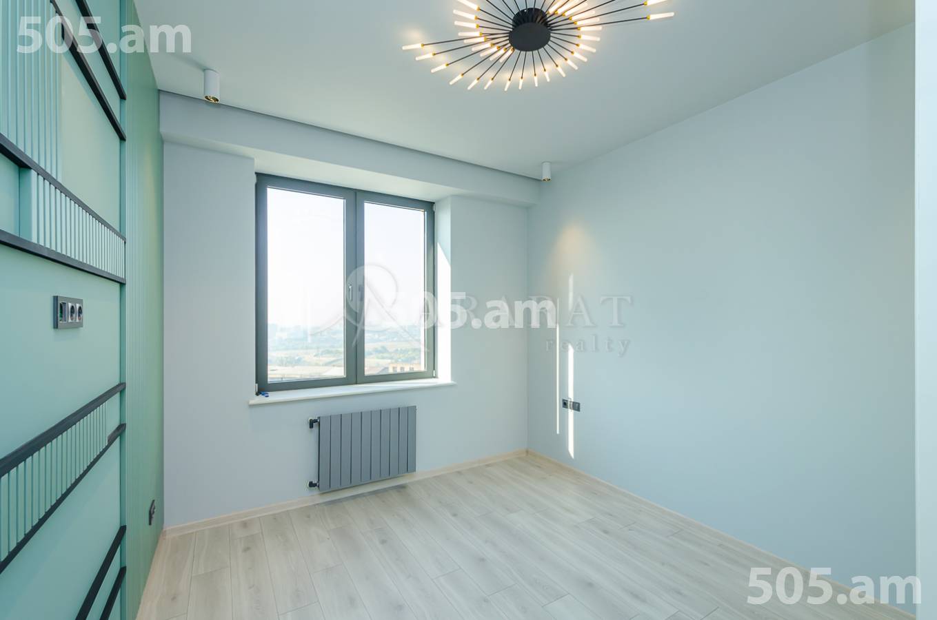 Купить 4 комнатную квартиру Аршакуняц пр, Центр Ереван, 153656