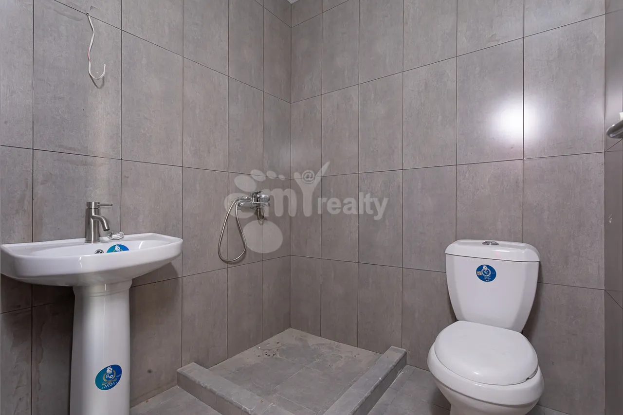 2 bedroom apartment for sale خیابان آدونس, عربگیر ایروان, 159453