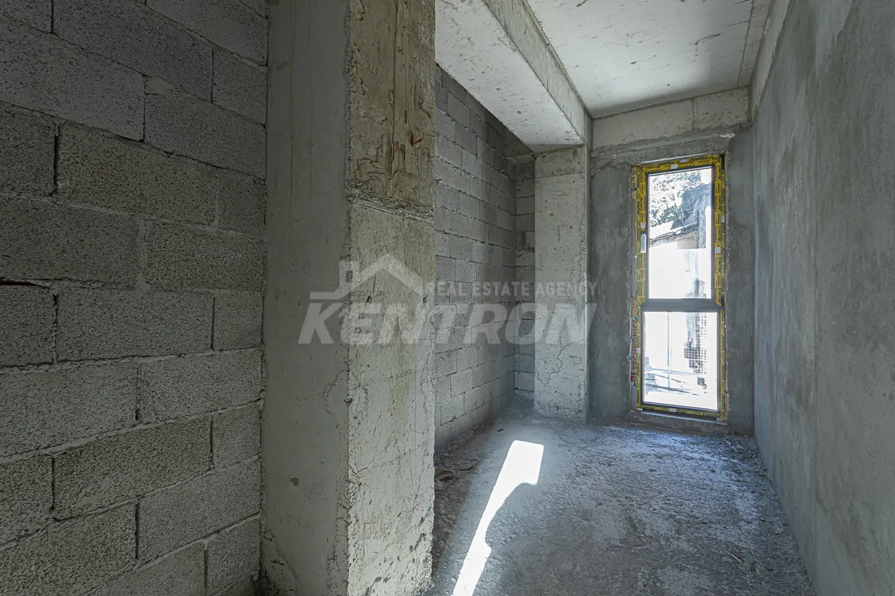 4 bedroom apartment for sale خیابان لئو, مرکز شهر ایروان, 157438