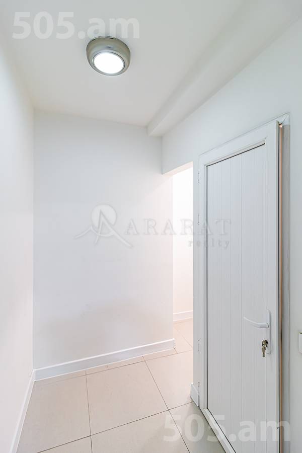 Снять коммерческoе помещение Абовян ул, Центр Ереван, 154521