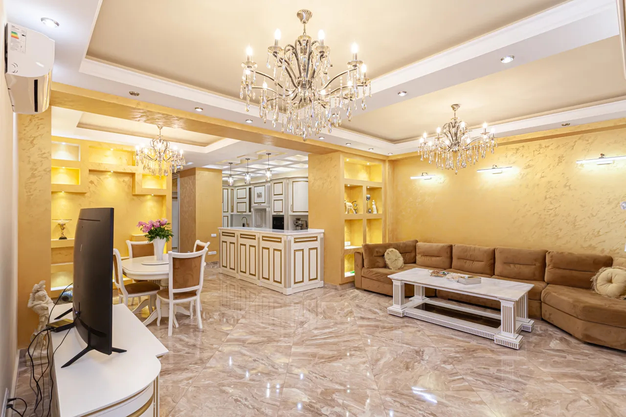 3 bedroom apartment for rent rue d'Amiryan, Center Yerevan, 161928