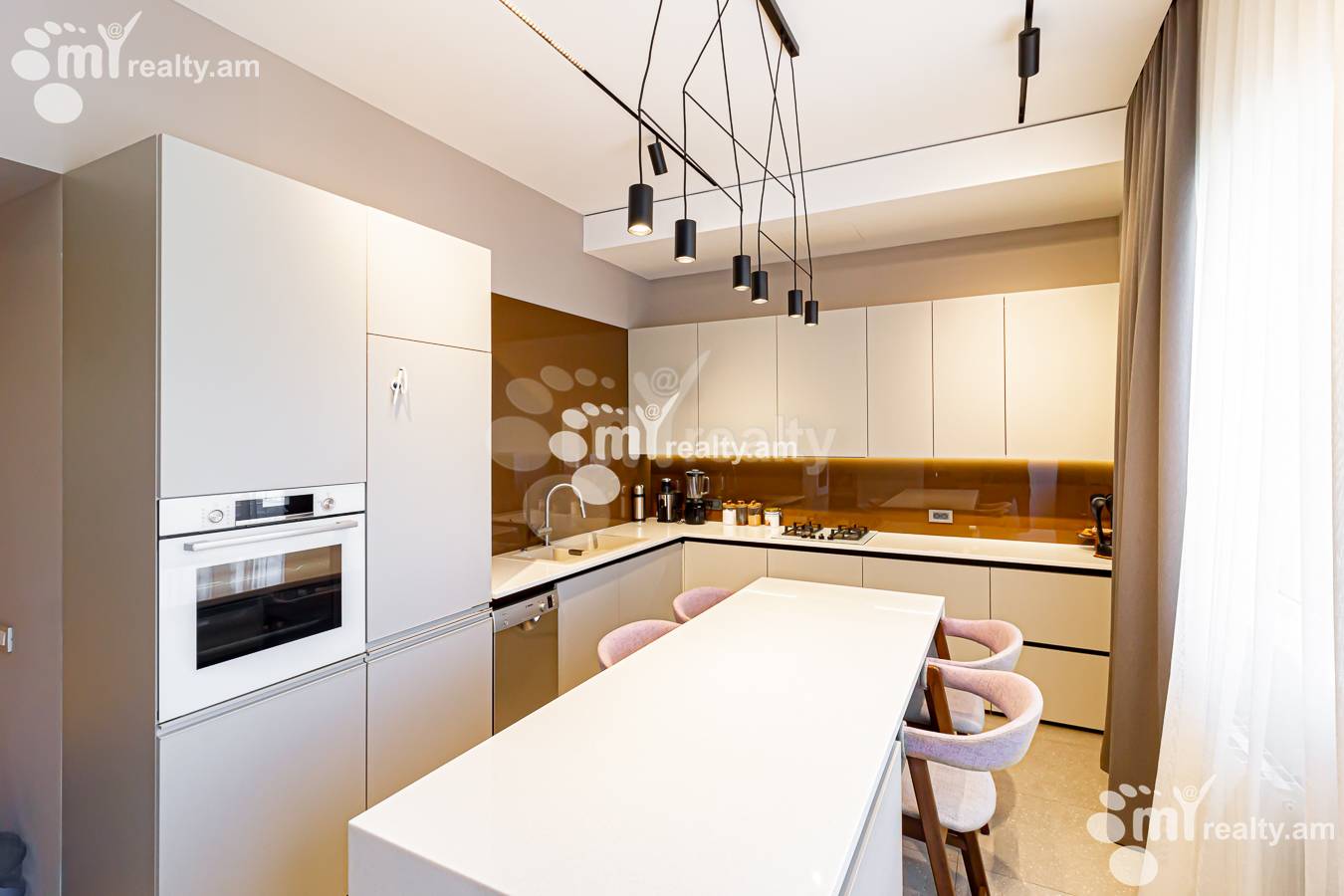 3 bedroom apartment for sale خیابان تومانیان, مرکز شهر ایروان, 152195