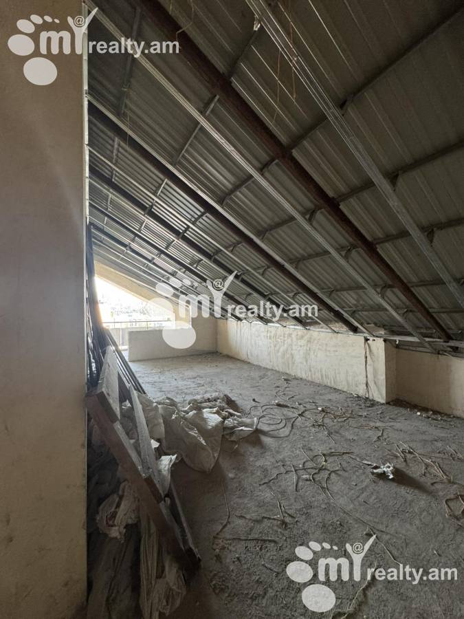 4 bedroom apartment for sale خیابان آنتارایین, مرکز شهر ایروان, 156118