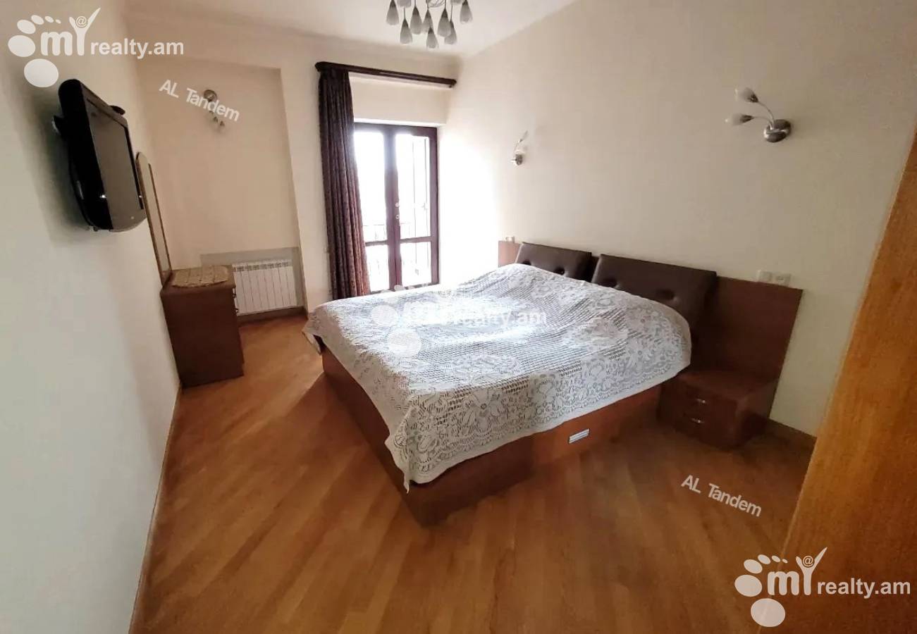 3 bedroom apartment for rent Baghramyan av(Arabkir), Arabkir Yerevan, 155998