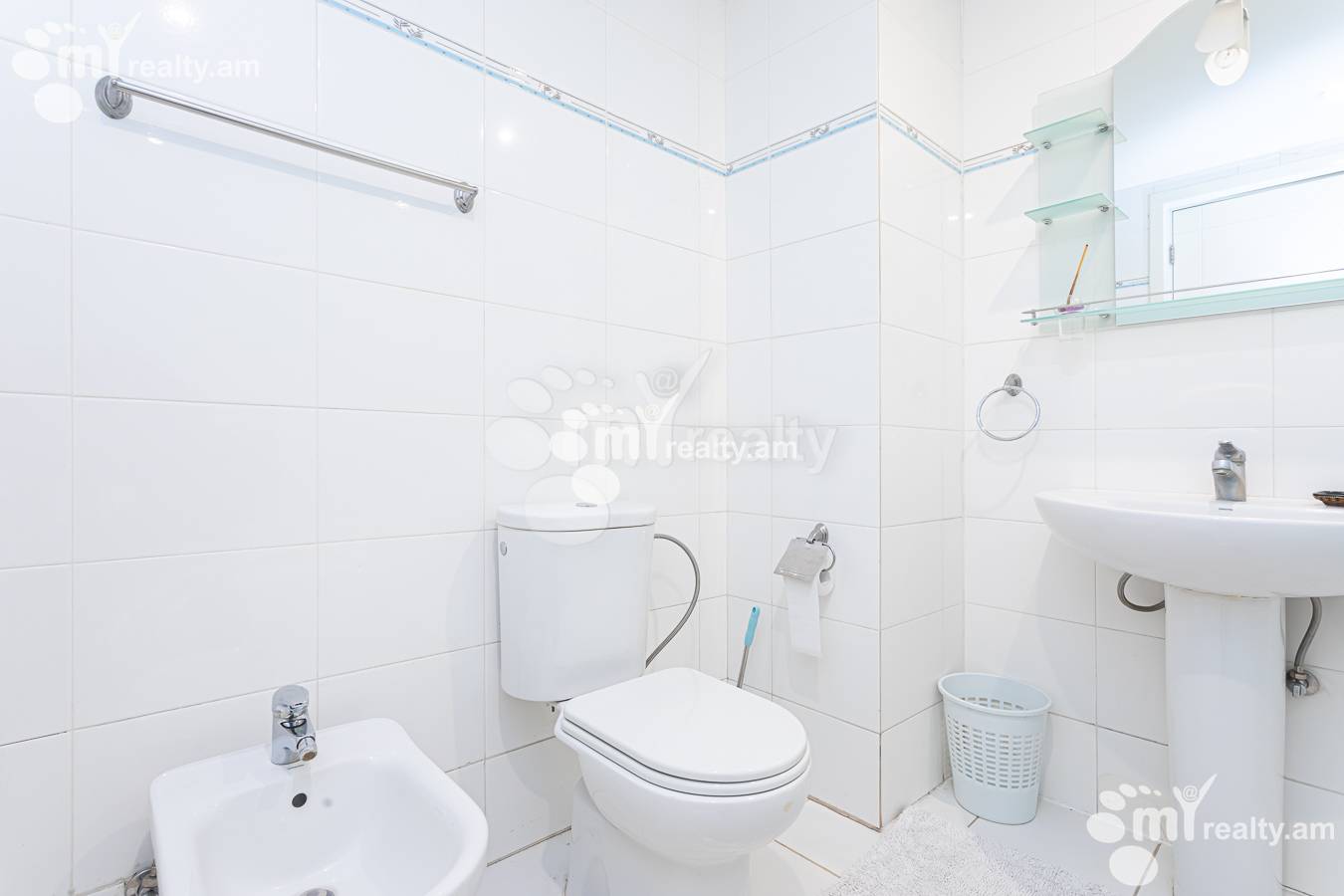 3 bedroom apartment for rent Antarayin St, Center Yerevan, 157000