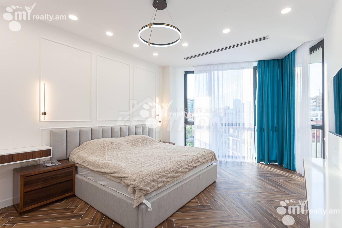 Снять 3 комнатную квартиру Антараин ул, Центр Ереван, 152300