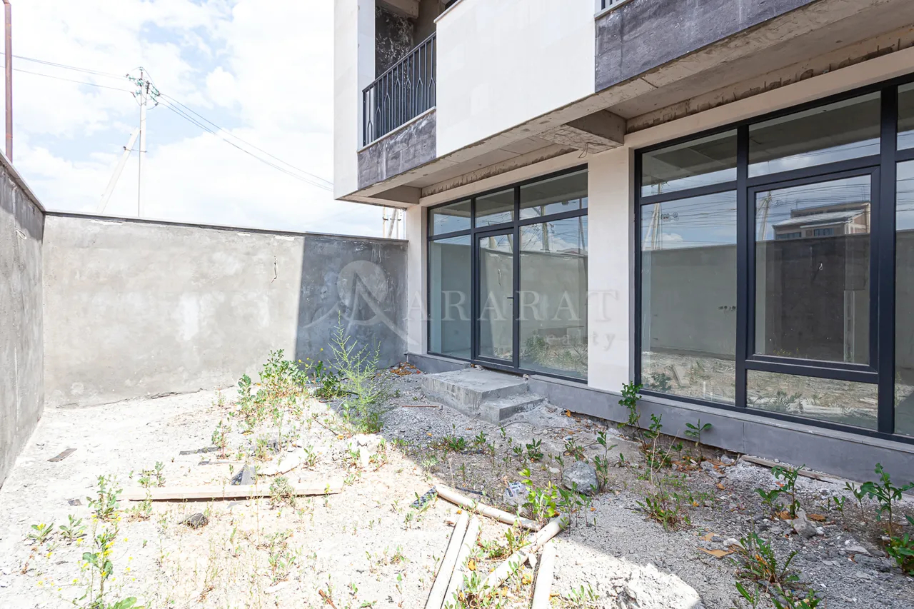 House for sale 11-th street, Arinj Kotayk, 157250