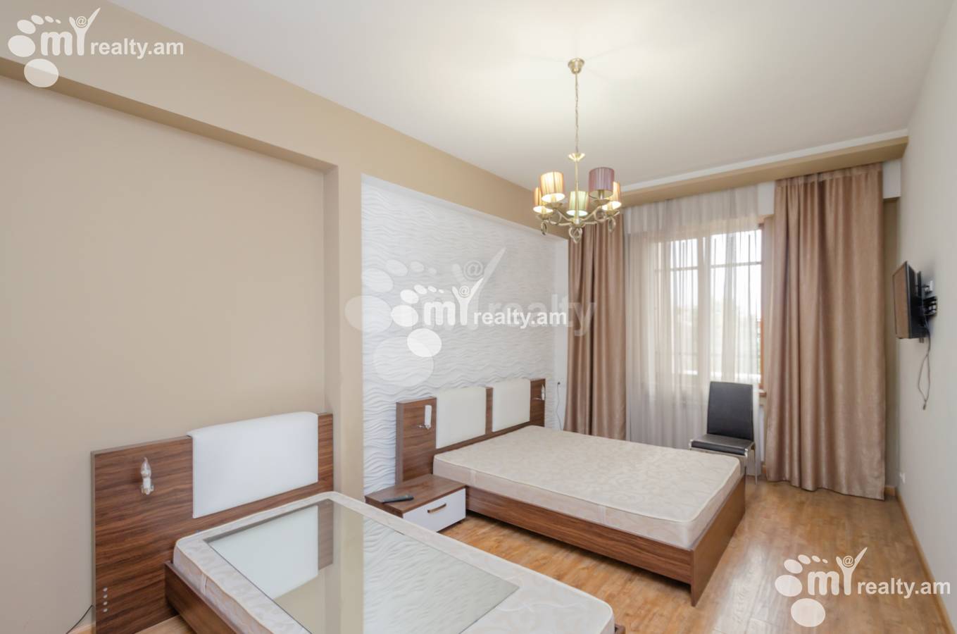 3 bedroom apartment for sale Mashtots Ave, Center Yerevan, 138013