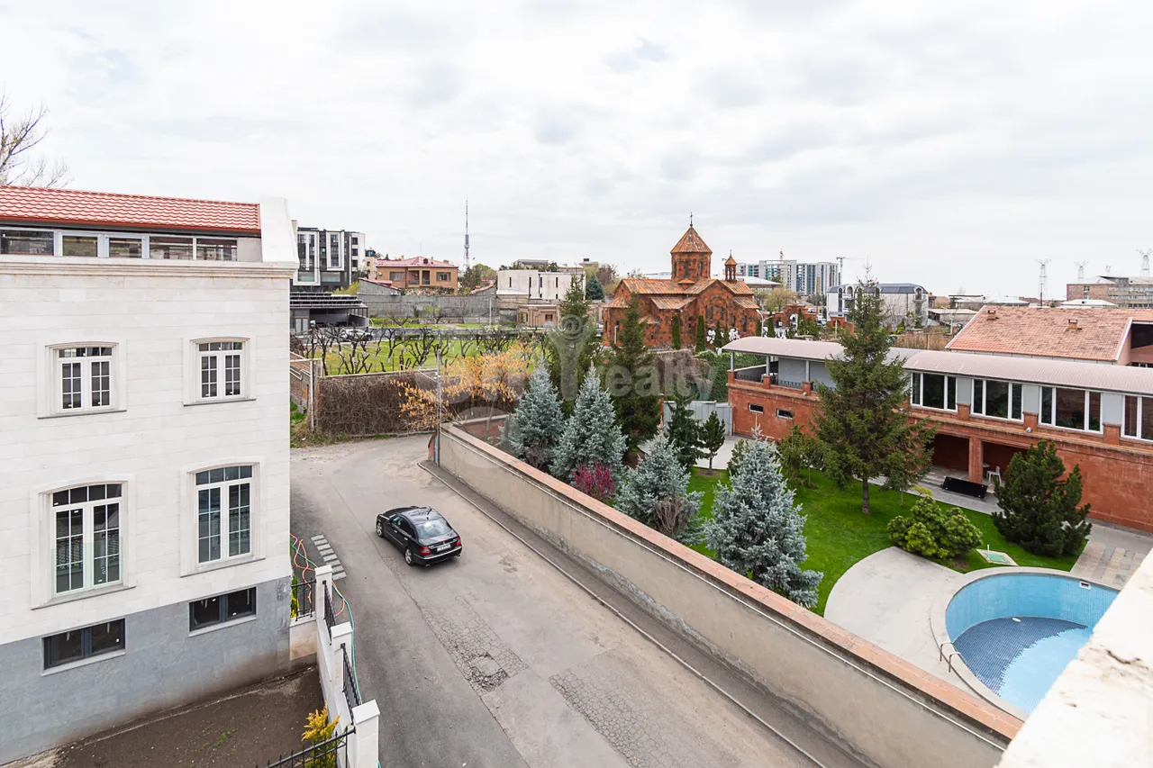 Առանձնատուն  կառուցապատողից Գ. Հովսեփյան փող, Նորք-Մարաշ Երևան, 160233