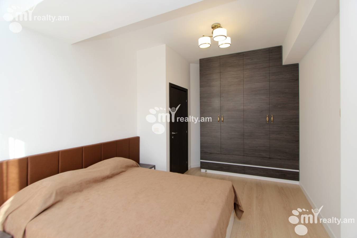 3 bedroom apartment for rent Leo St, Center Yerevan, 158217