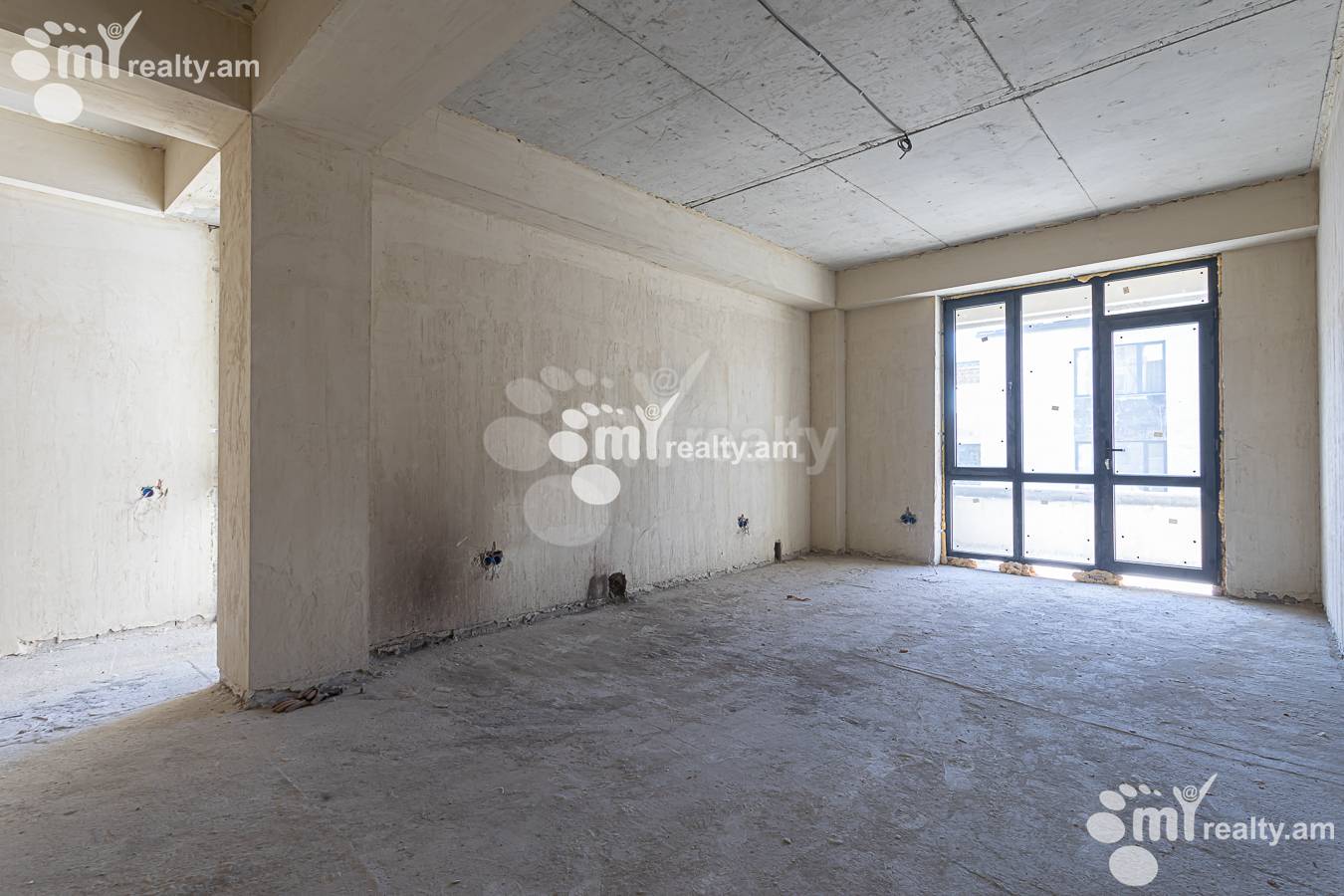 4 սենյականոց բնակարան  Անտառային փող, Կենտրոն Երևան, 157015