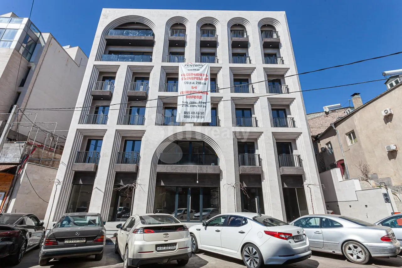 Commercial for sale خیابان لئو, مرکز شهر ایروان, 159080