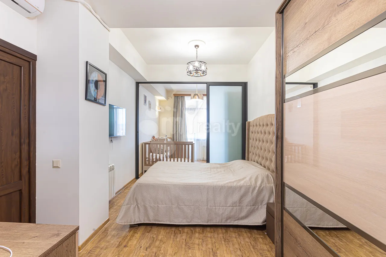 3 bedroom apartment for sale Tsitsernakaberd Highway, Center Yerevan, 159521