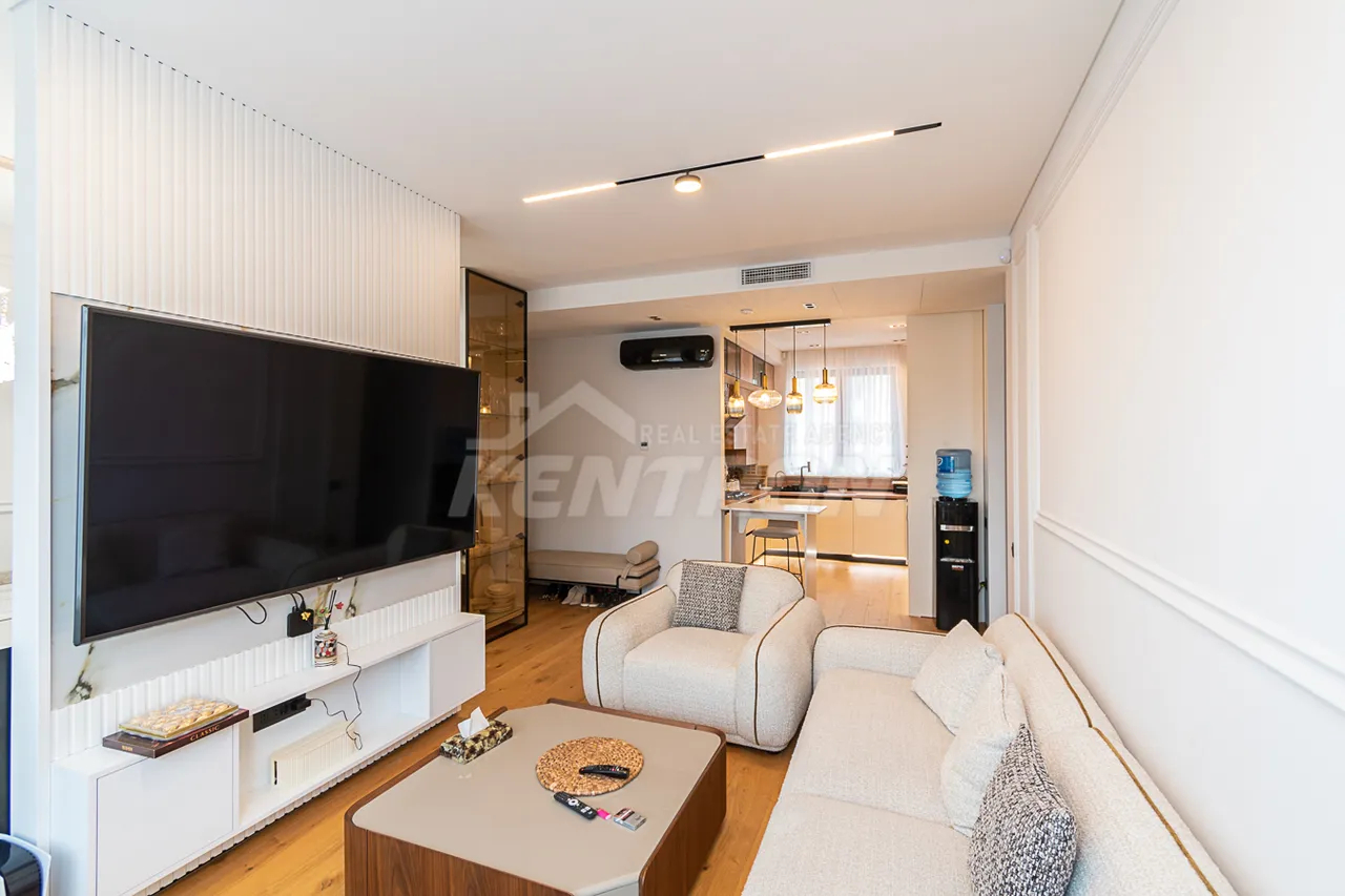 3 bedroom apartment for sale M.Khorenatsi St, Center Yerevan, 161800