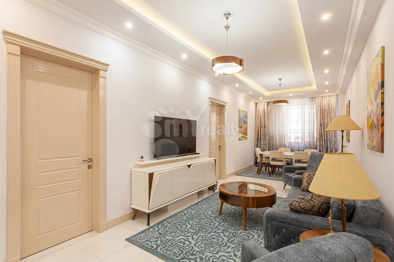 3 bedroom apartment for sale Amiryan St, Center Yerevan, 159133