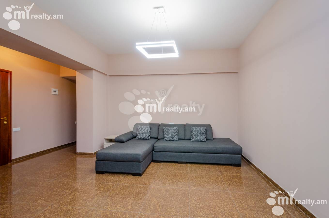 Снять 3 комнатную квартиру Мамиконянц ул, Арабкир Ереван, 137691