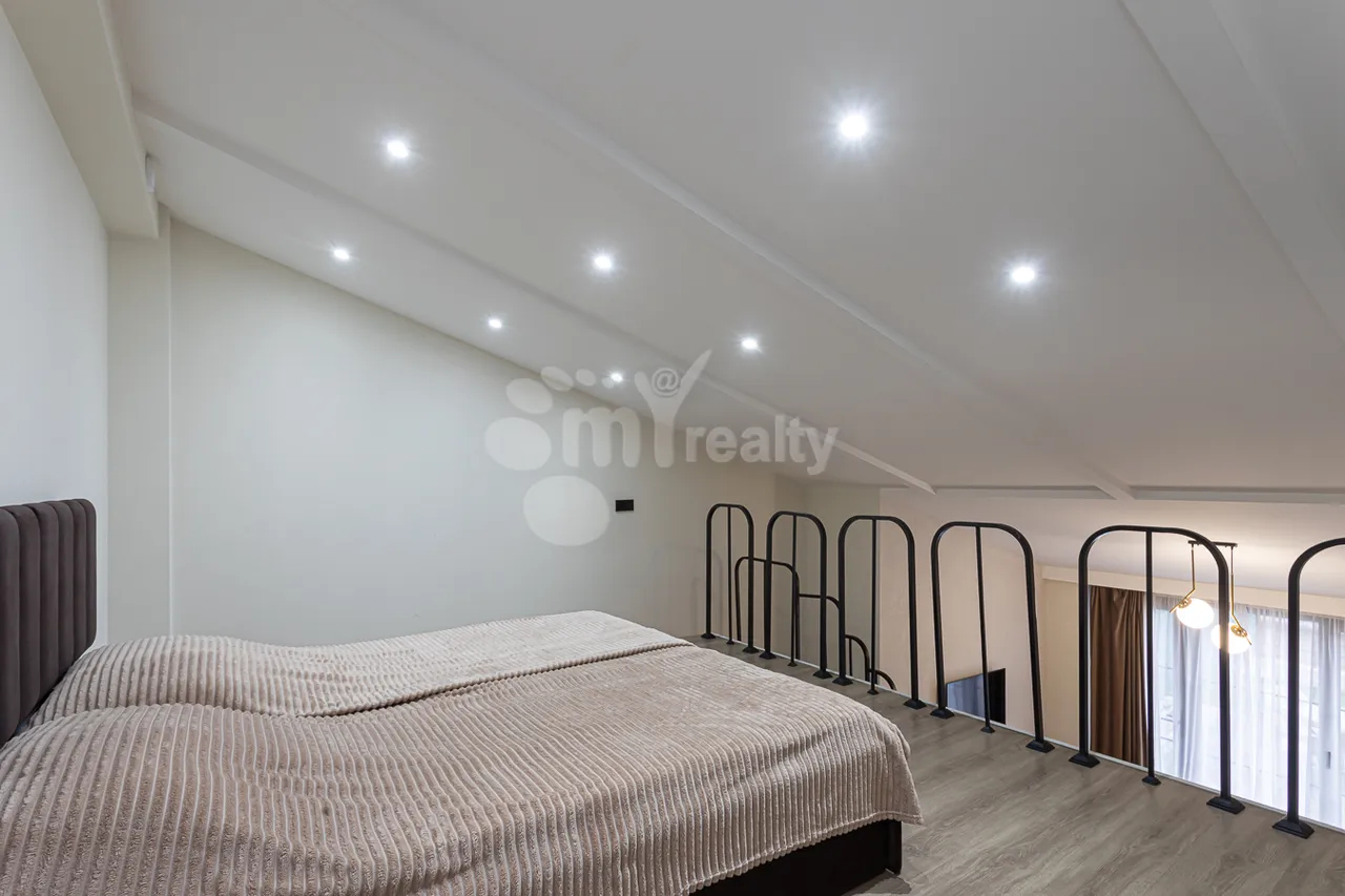 4 սենյականոց բնակարան  Կողբացու փող, Կենտրոն Երևան, 159428