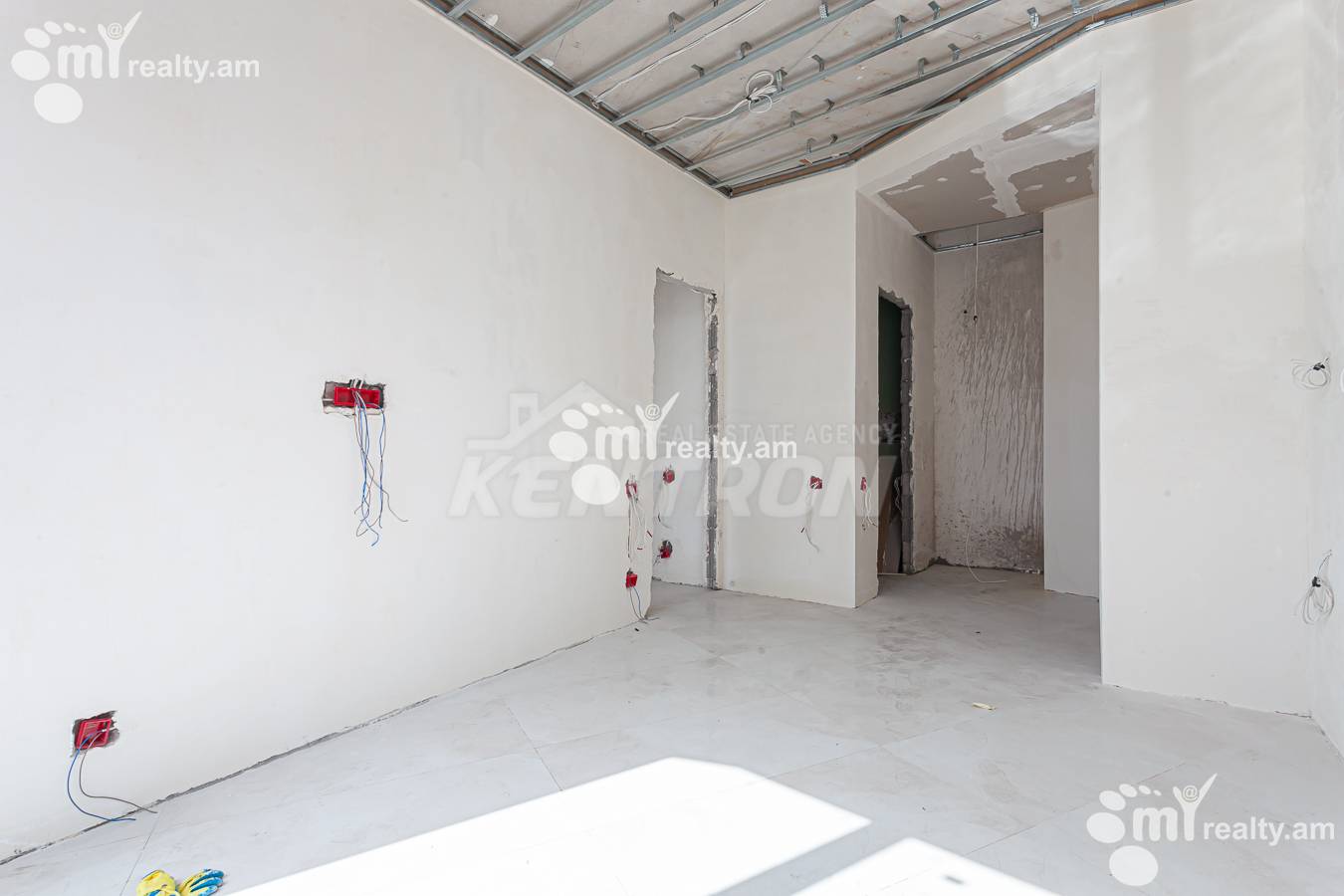 3 սենյականոց բնակարան  Գ. Հովսեփյան փող, Նորք-Մարաշ Երևան, 155575