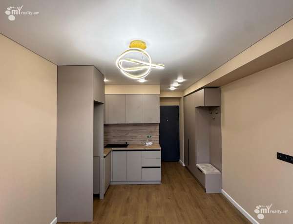 2-senyakanoc-bnakaran-vacharq-Yerevan-Erebuni