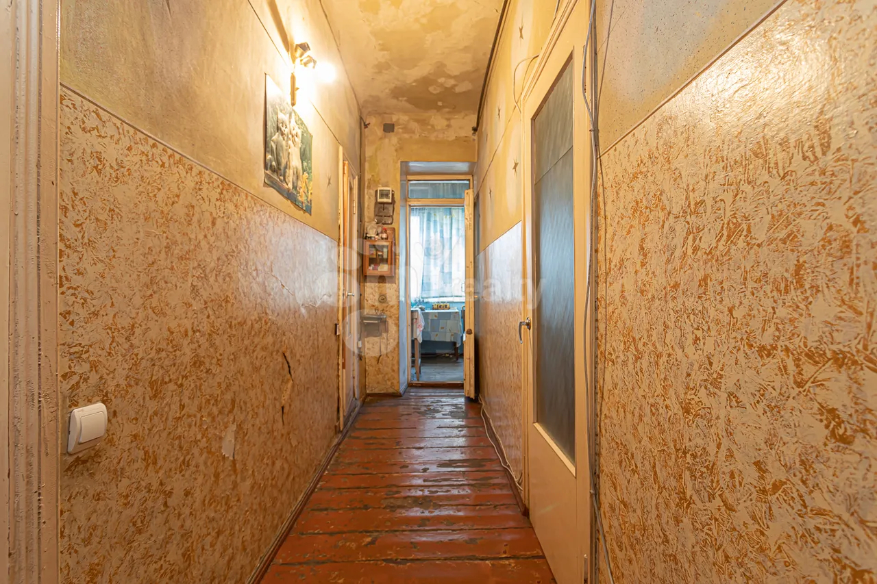 3 bedroom apartment for sale Khanjyan St, Center Yerevan, 157735