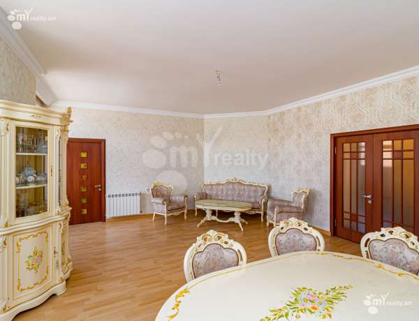 5-senyakanoc-bnakaran-vacharq-Yerevan-Center