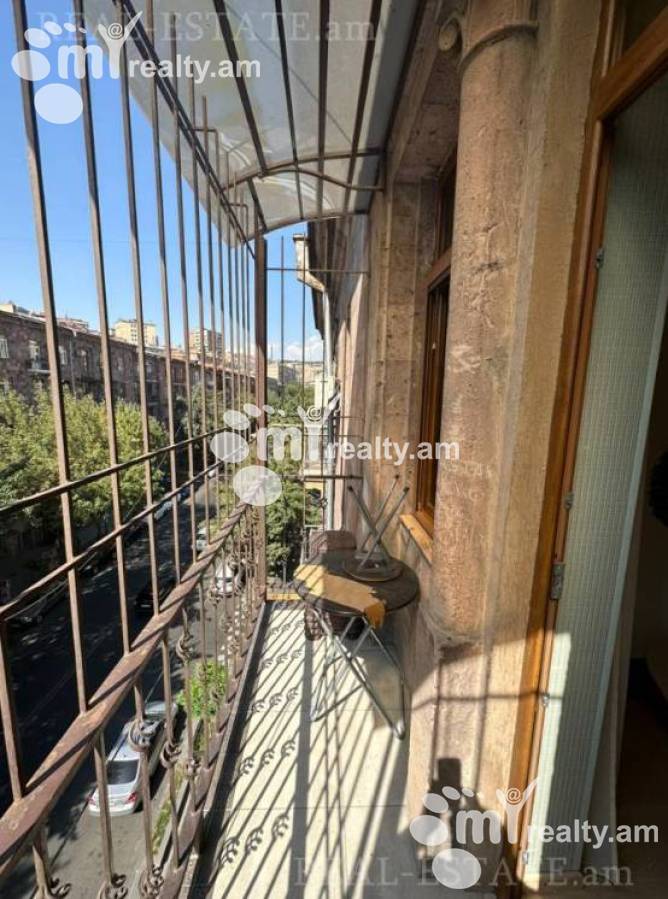 3 bedroom apartment for sale Saryan St, Center Yerevan, 154974