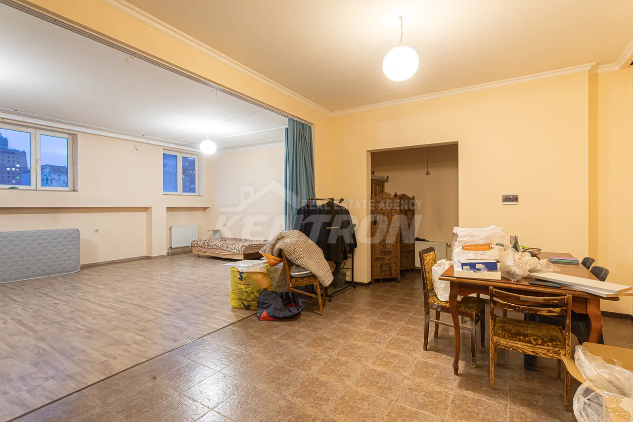 3 bedroom apartment for sale خیابان تِریان, مرکز شهر ایروان, 159606