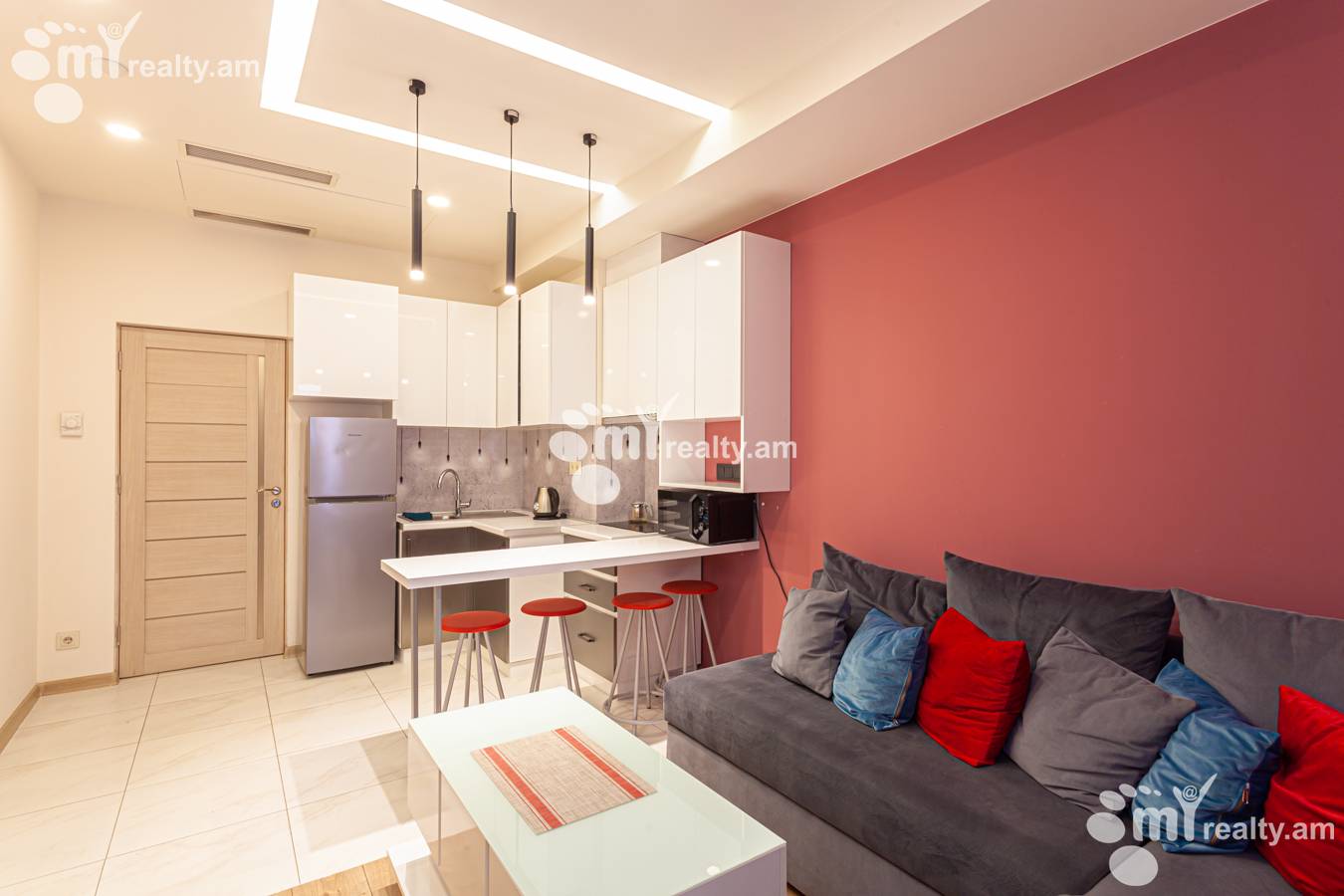 Снять 2 комнатную квартиру Кохбаци ул, Центр Ереван, 155057