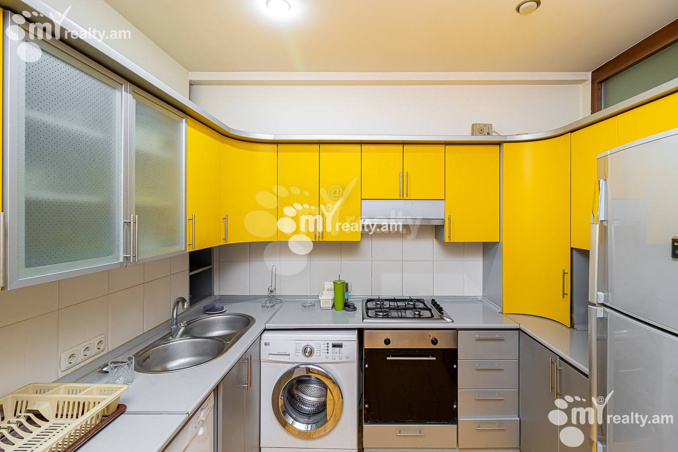 Снять 4 комнатную квартиру Московян ул, Центр Ереван, 155311