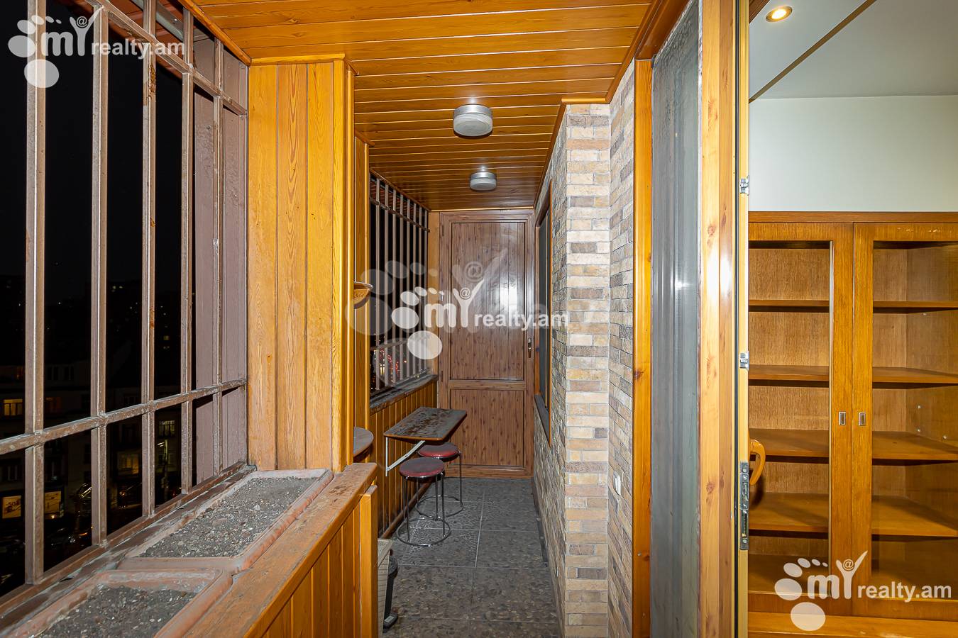 Снять 4 комнатную квартиру Московян ул, Центр Ереван, 155311