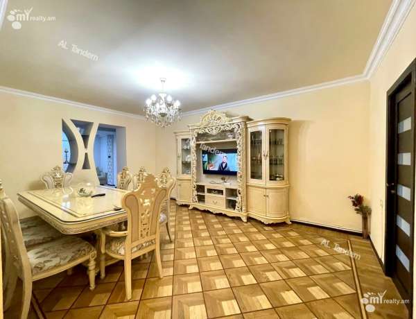 4-bedroom/apartment-for-rent/Abovyan+St/Center/Yerevan