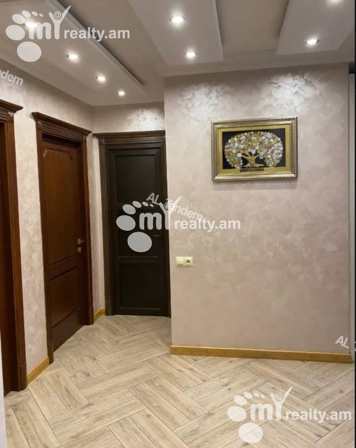 3 սենյականոց բնակարան  Վարդանանց փող, Կենտրոն Երևան, 147777