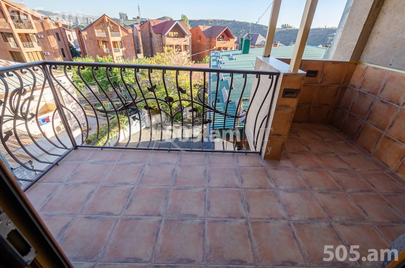 4 սենյականոց բնակարան  Այգեձորի փող, Արաբկիր Երևան, 155339