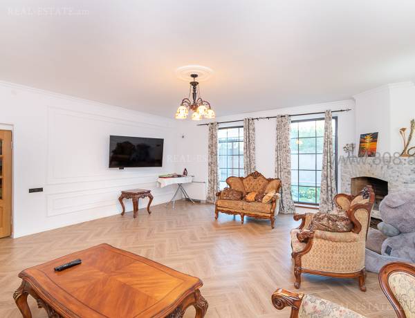 arandznatun-vacharq-Yerevan-Davtashen