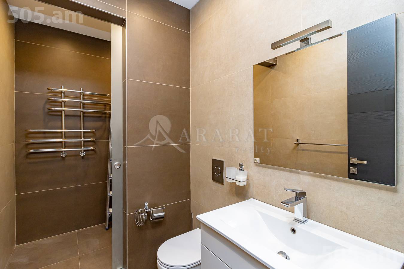 3 bedroom apartment for sale خیابان هانراپتوتیان, مرکز شهر ایروان, 149466