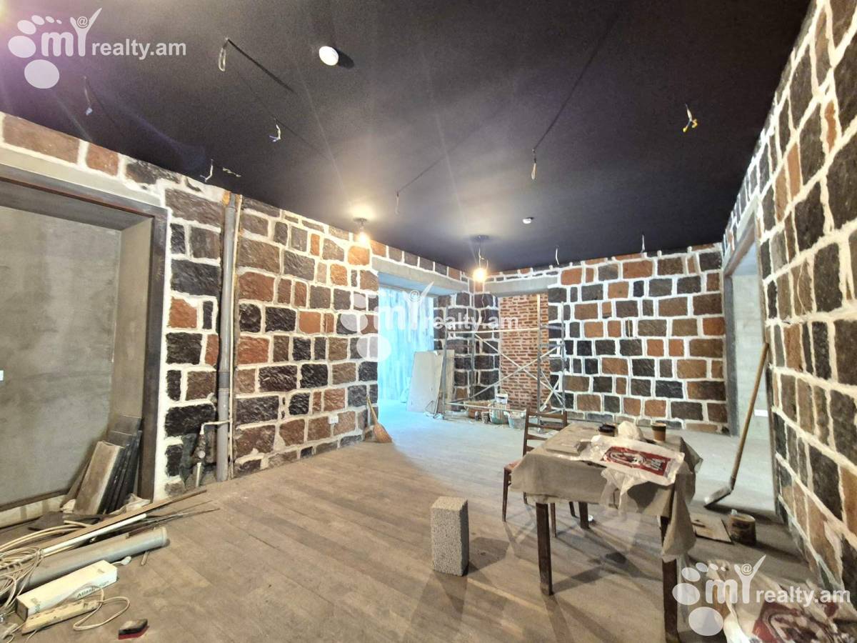 Commercial for sale خیابان پوشکین, مرکز شهر ایروان, 155495