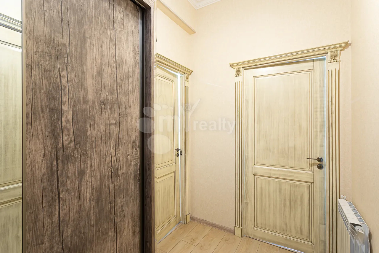 3 սենյականոց բնակարան վարձով Արգիշտի փող, Կենտրոն Երևան, 159547