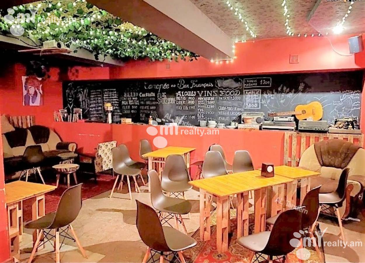 Commercial for sale خیابان موسکوویان, مرکز شهر ایروان, 136030
