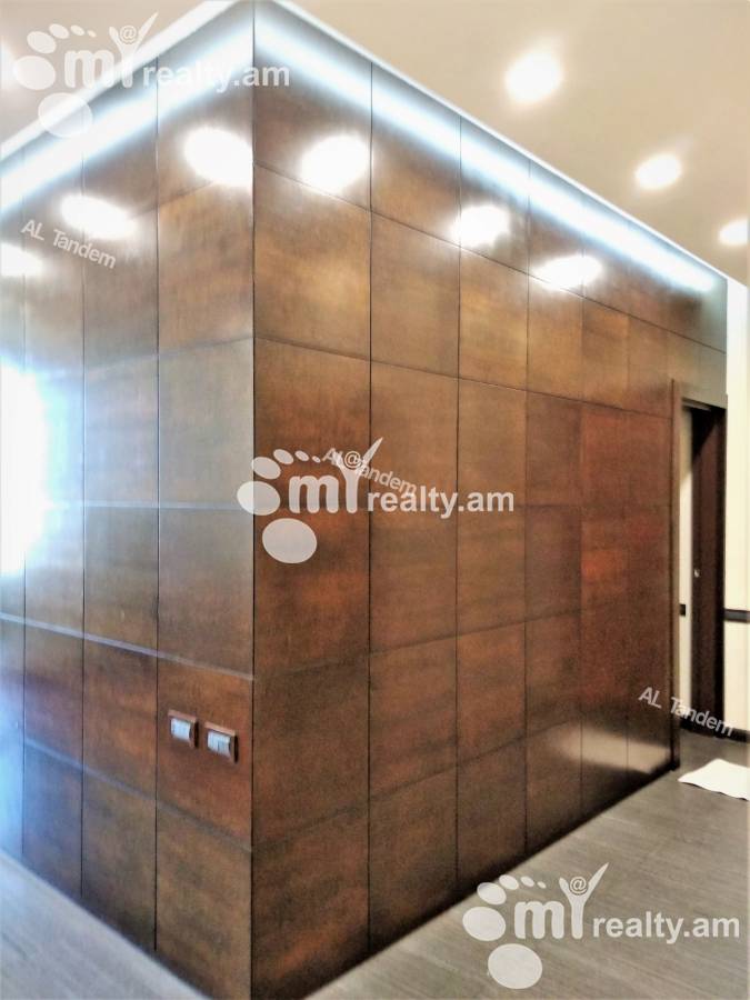 3 bedroom apartment for rent Vardanants St, Center Yerevan, 125911