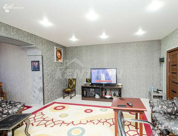 3-senyakanoc-bnakaran-vacharq-Yerevan-Center