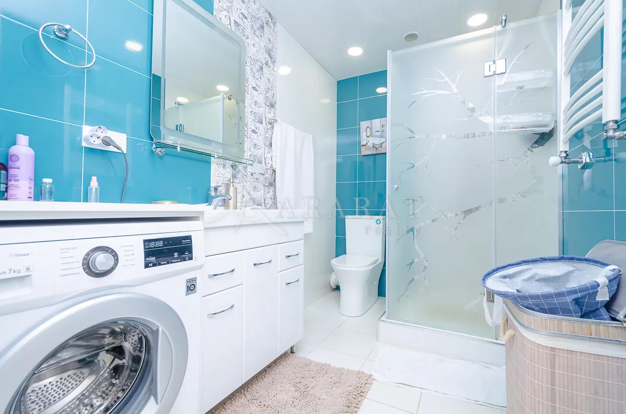 3 bedroom apartment for rent Yekmalyan St, Center Yerevan, 158428