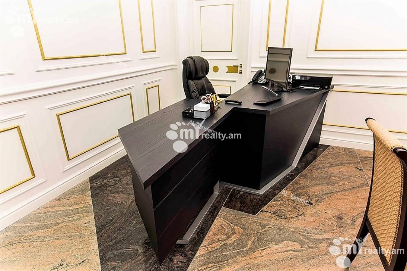 Снять коммерческoе помещение Сундукян ул, Арабкир Ереван, 126581