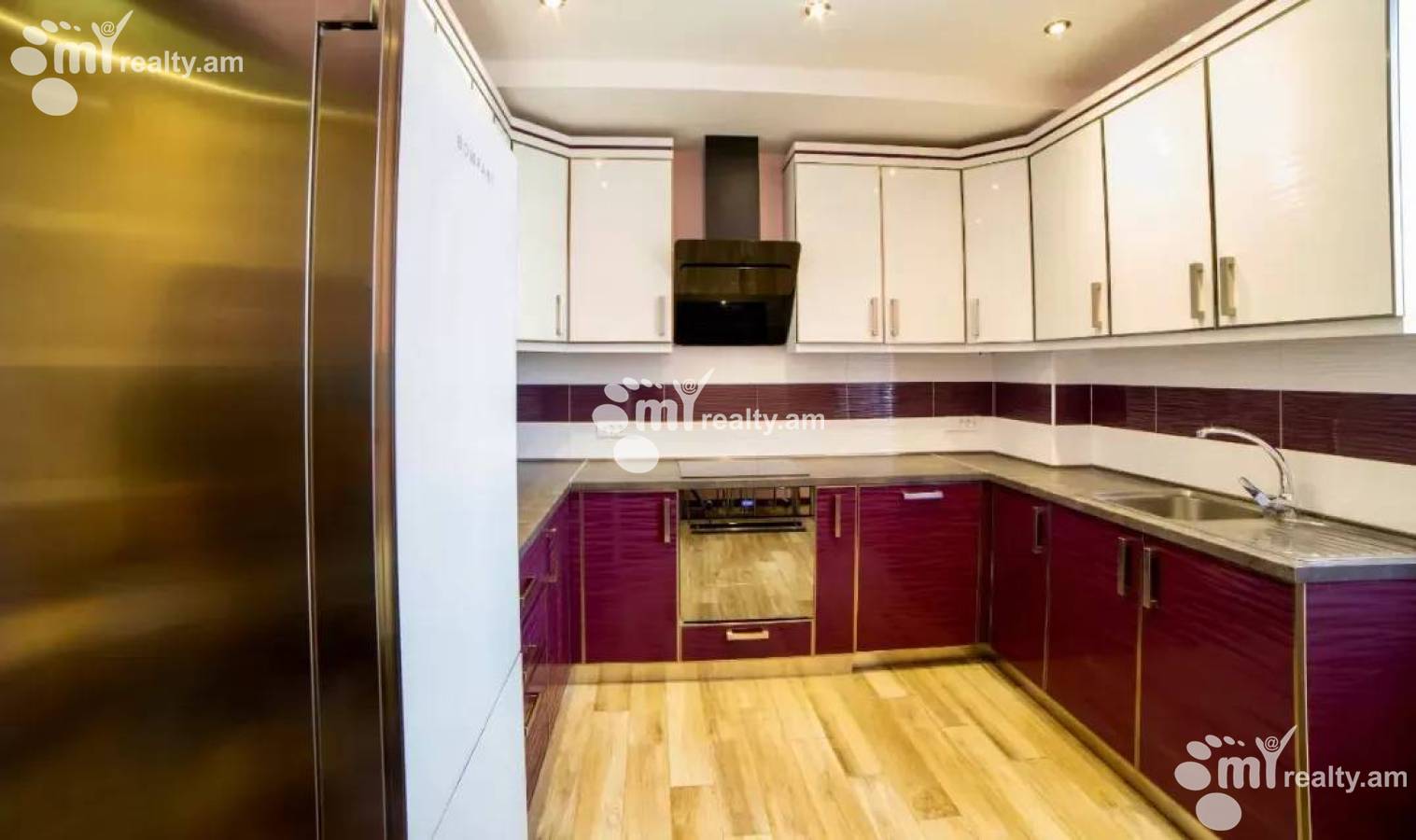 Снять 4 комнатную квартиру Сасна Црер ул., Давташен Ереван, 148331