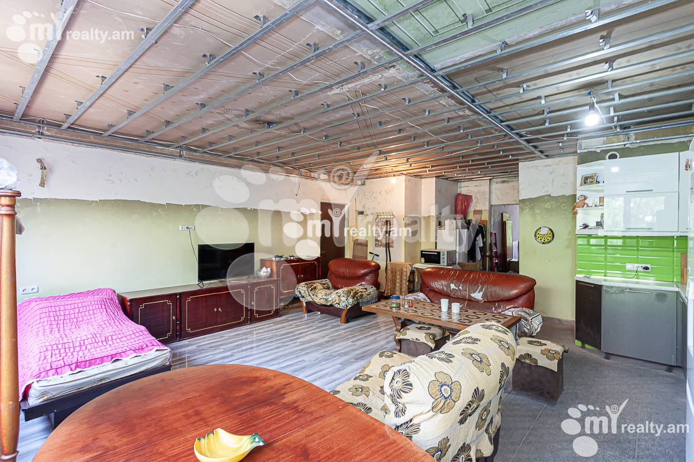 3 bedroom apartment for sale Kajaznuni St, Center Yerevan, 135913