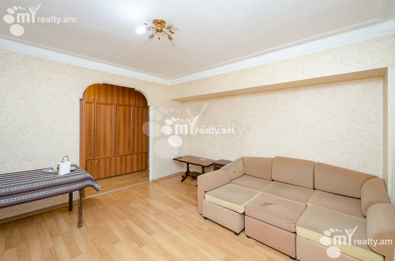 3 bedroom apartment for rent M.Khorenatsi St, Center Yerevan, 151604